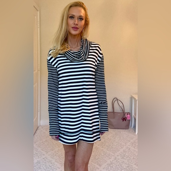 Striped Tunic Dress/Top Size Medium - Picture 4 of 10